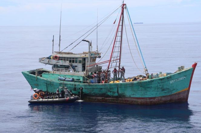 
 Baharkam Polri Berhasil Mengamankan Kapal Berbendera Malaysia di Wilayah Perairan Selat Malaka