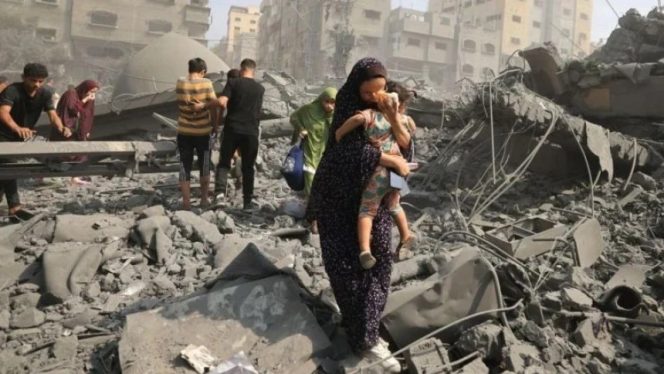 
 Wamenlu RI Kritik Standar Ganda di Gaza: “Jika Bukan Genosida, Apa Namanya?”