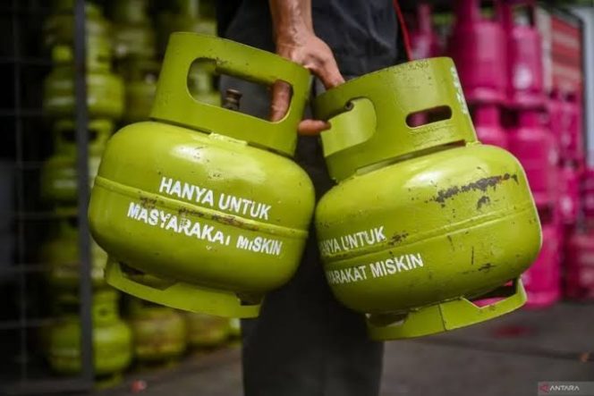 
 Pemerintah Pastikan Pengecer LPG 3 Kg Tetap Bisa Beli di Pangkalan, Distribusi Lebih Terkontrol